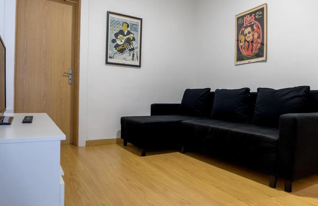 Entrecampos - Family Apartment With Terrace-1